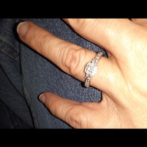 Diamond engagement Ring